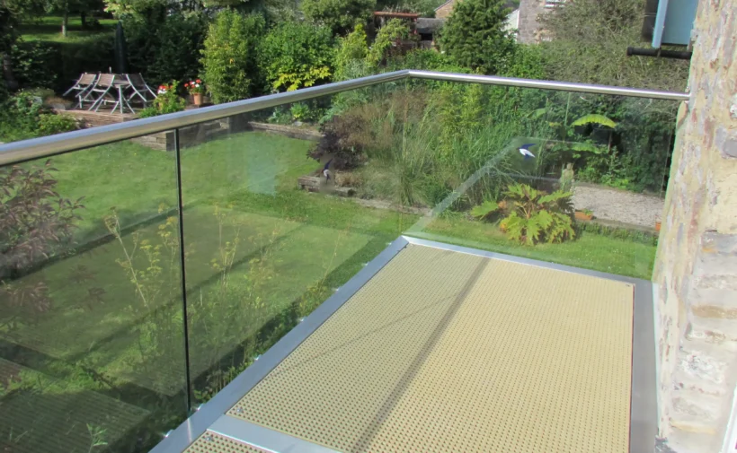 GRP Grating on balcony with balustrade