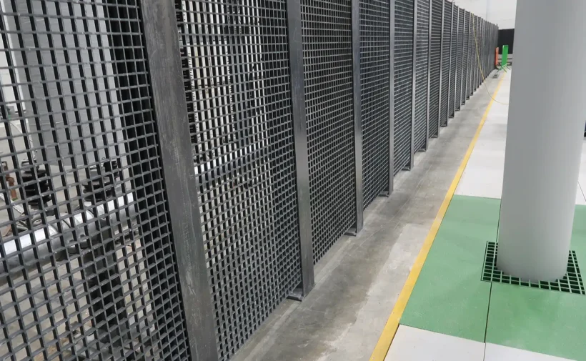non conductive fencing for electrified environments